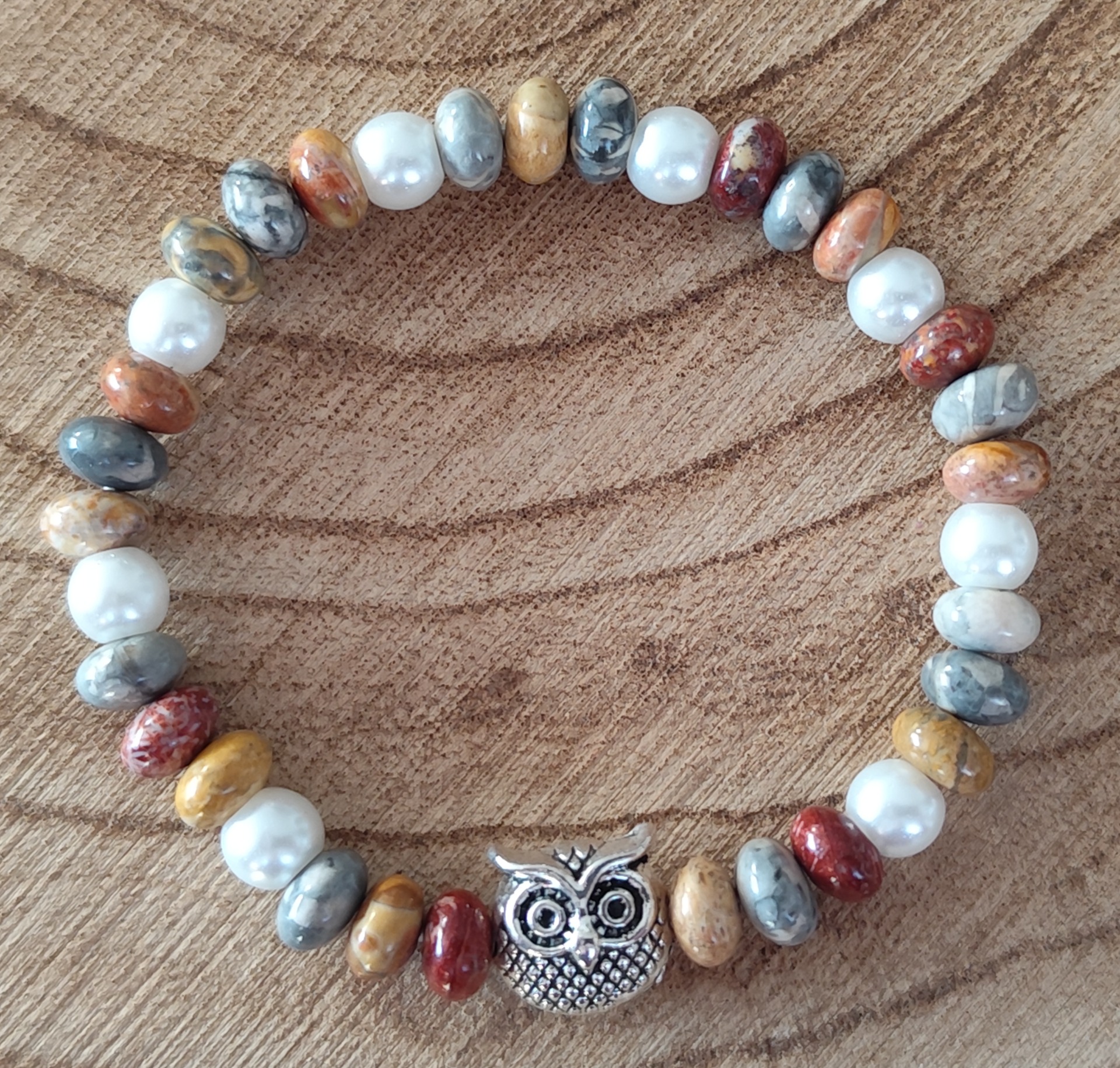 korálky z minerálů - Jaspis Picasso + mezidíl sova - velikost náramku 14 cm